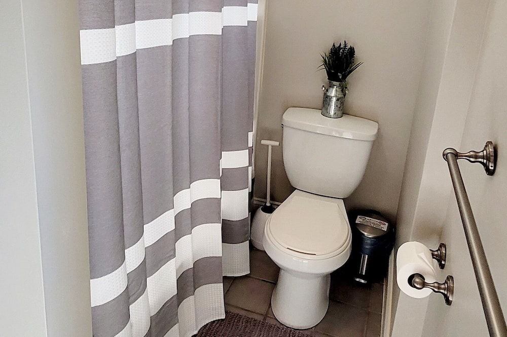 Photo of Bathroom in Grafton