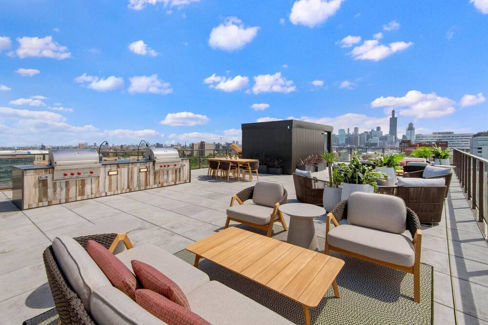Photo of Patio Balcony in Illinois Medical District