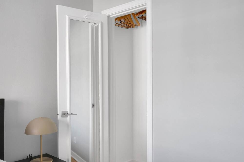 Photo of Bedroom in Evanston