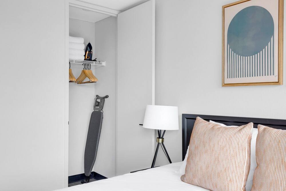 Photo of Bedroom in Illinois Medical District
