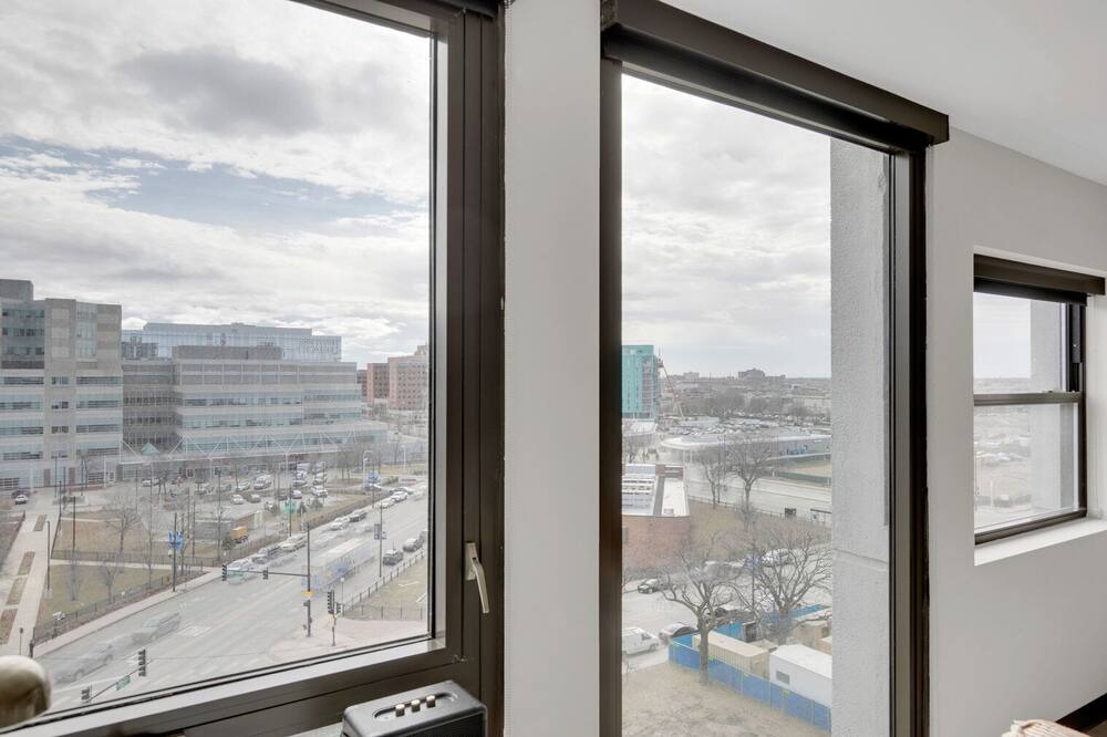 Photo of Bedroom in Illinois Medical District