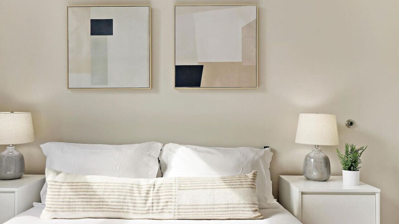 Photo of Bedroom in Lake View East