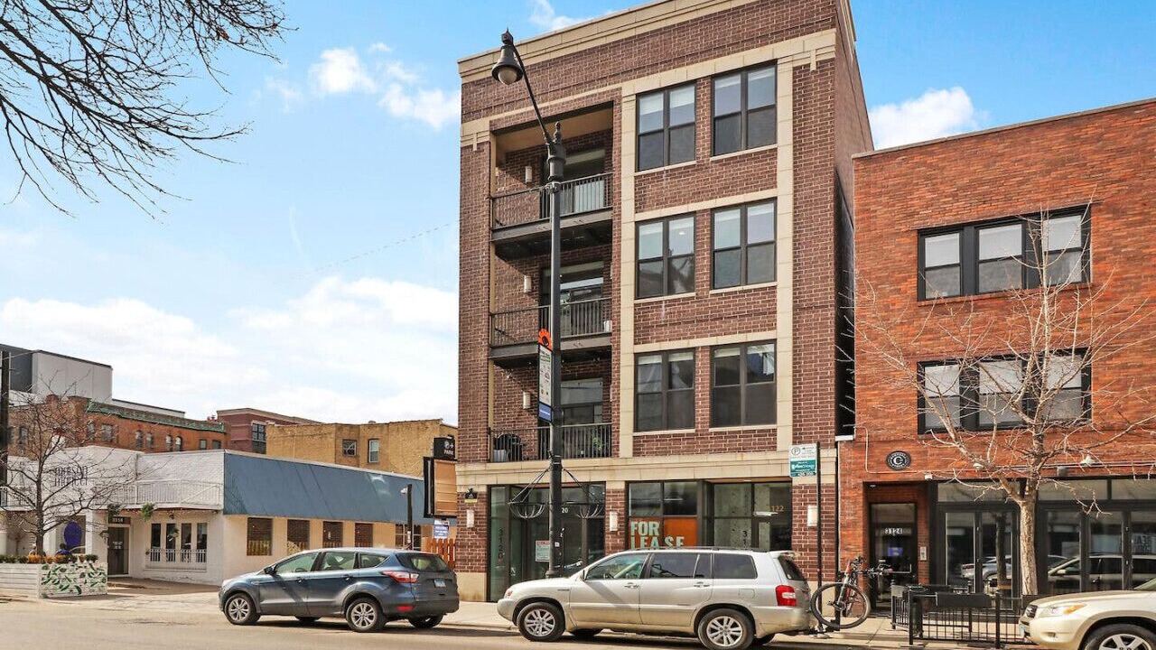 Photo of Outdoor in Lake View East