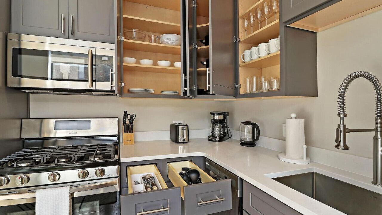 Photo of Kitchen in Lake View East