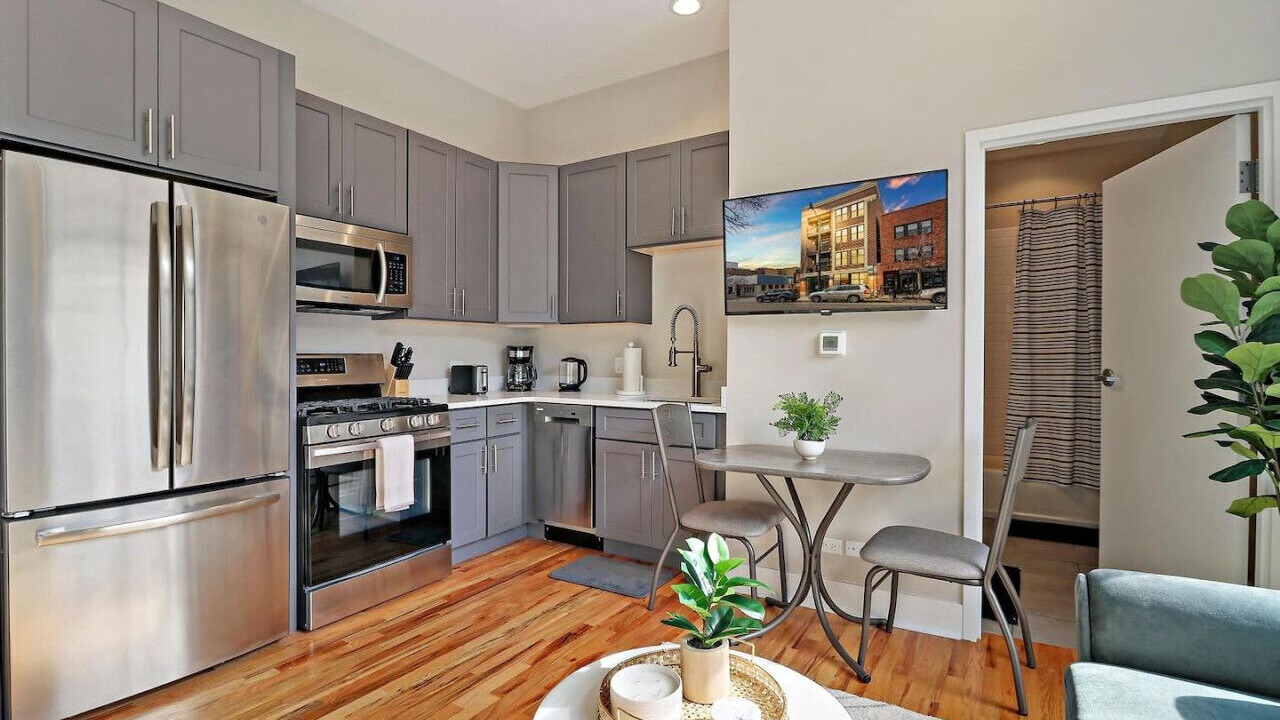 Photo of Kitchen in Lake View East