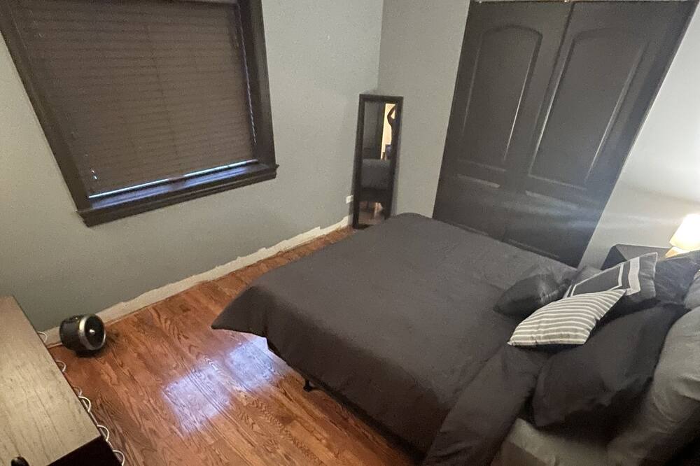 Photo of Bedroom in Willowbrook
