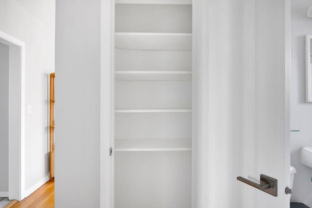 Photo of Bedroom in Evanston