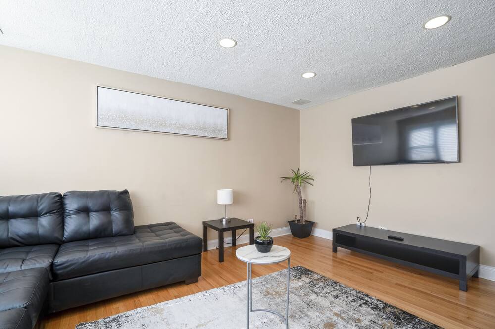 Photo of Livingroom in Forestview