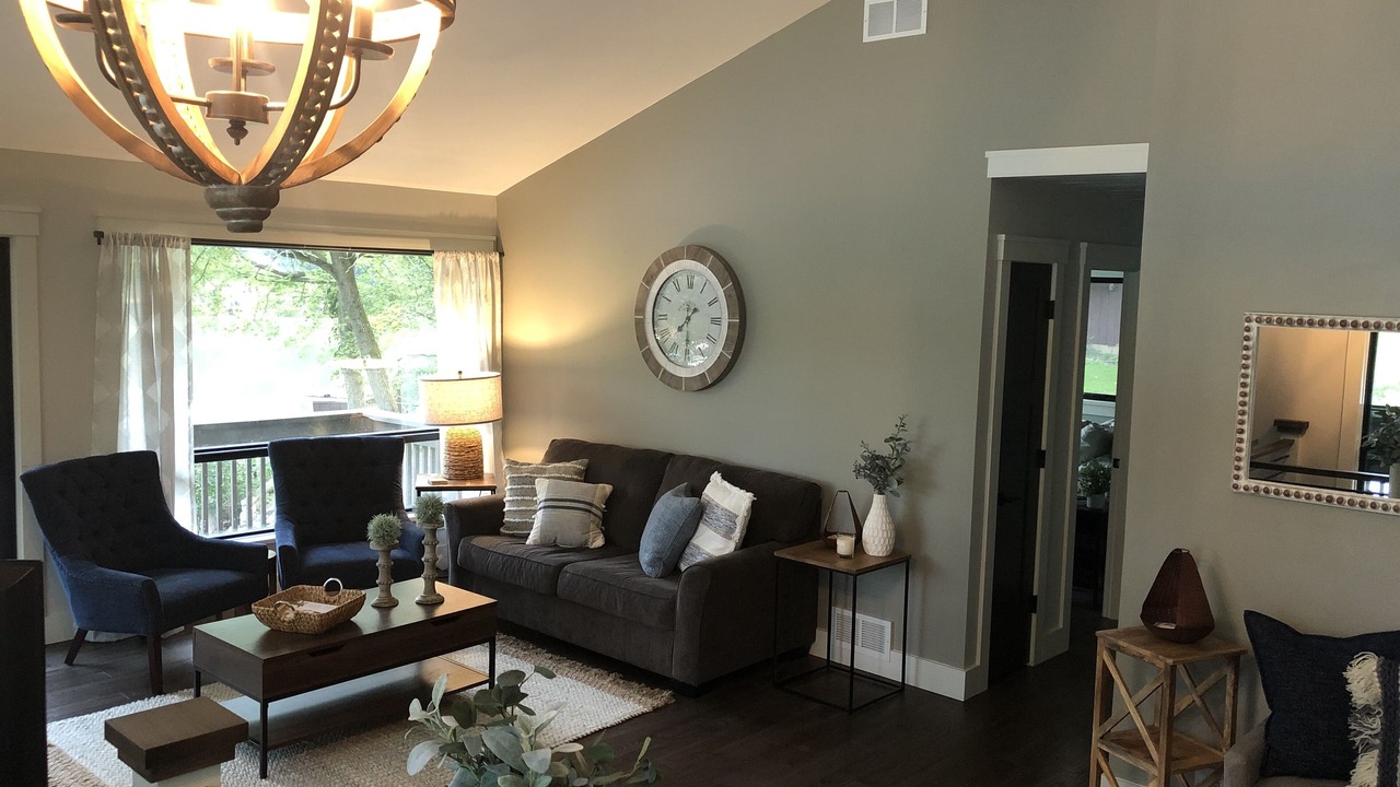 Photo of Livingroom in Putnam