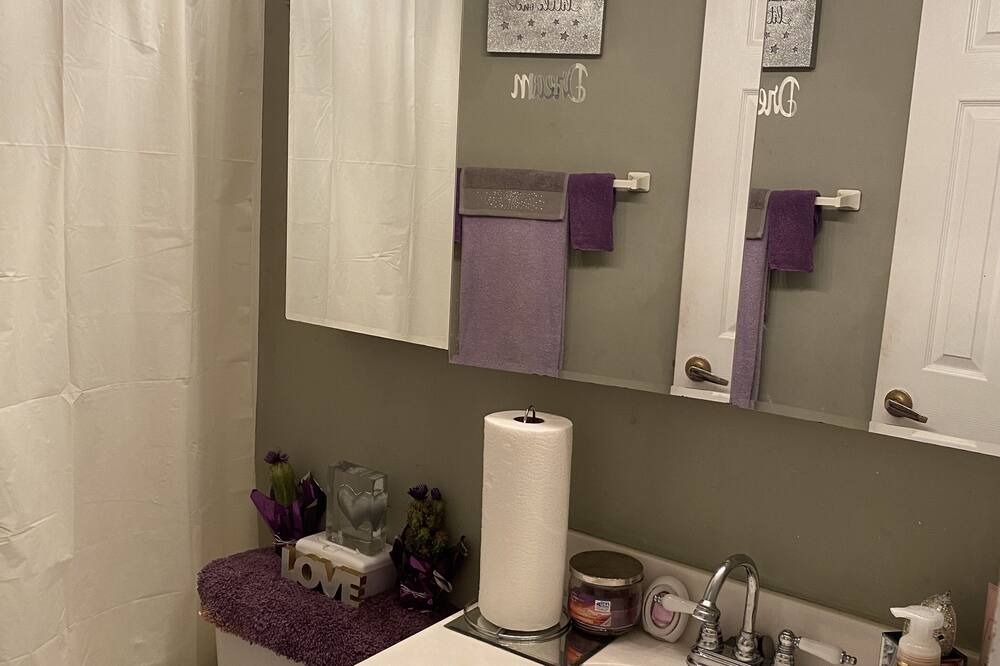 Photo of Bathroom in Aurora