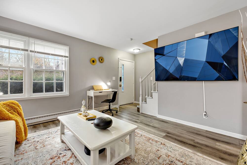 Photo of Livingroom in Yorkville