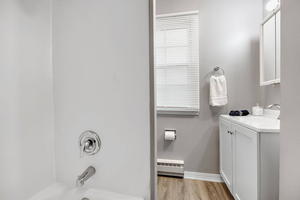 Photo of Bathroom in Yorkville