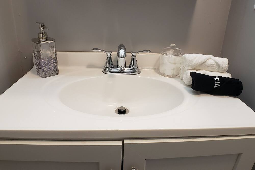 Photo of Bathroom in Yorkville