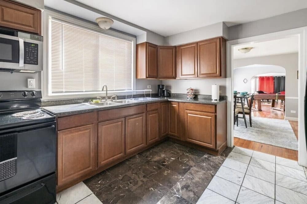 Photo of Kitchen in Evergreen Park