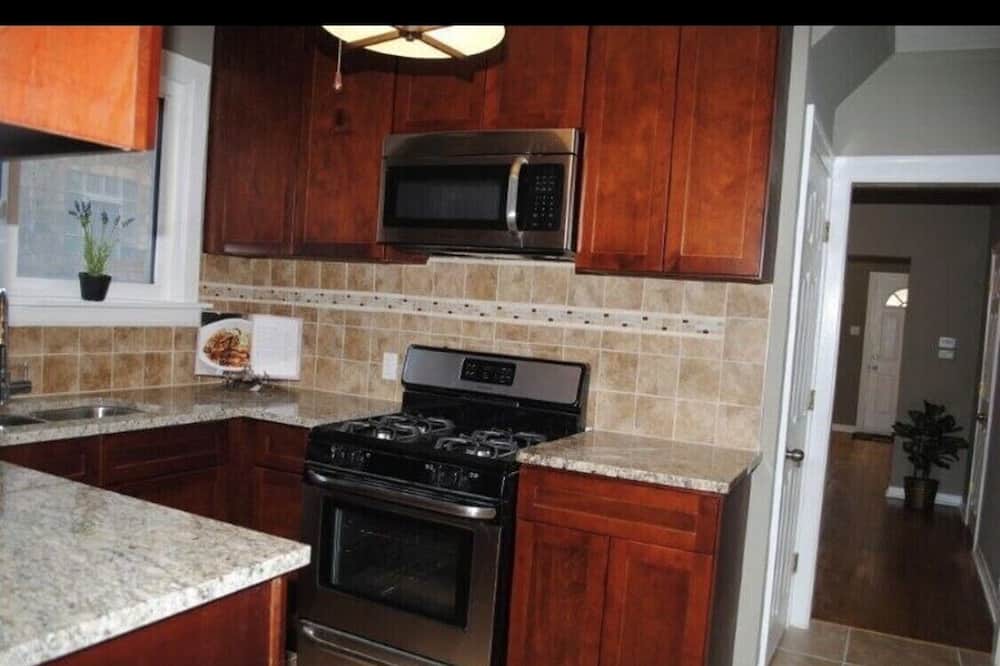 Photo of Kitchen in North Riverside