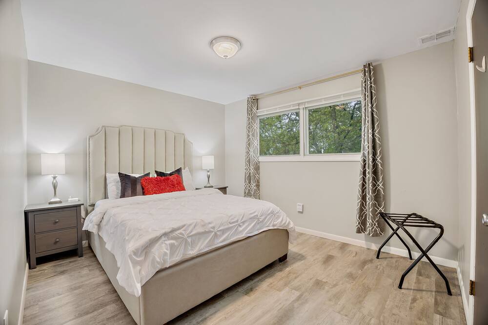 Photo of Bedroom in Aurora