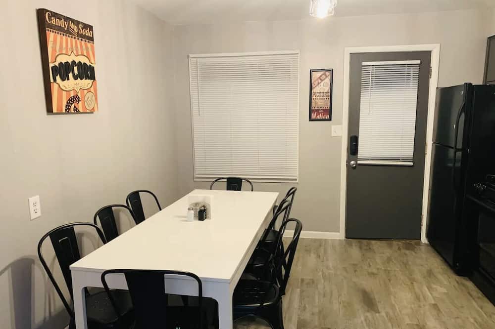 Photo of Kitchen in Aurora