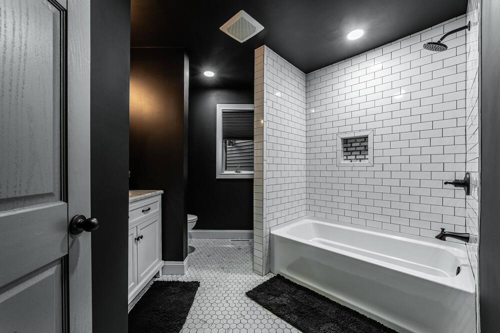 Photo of Bathroom in Lincoln