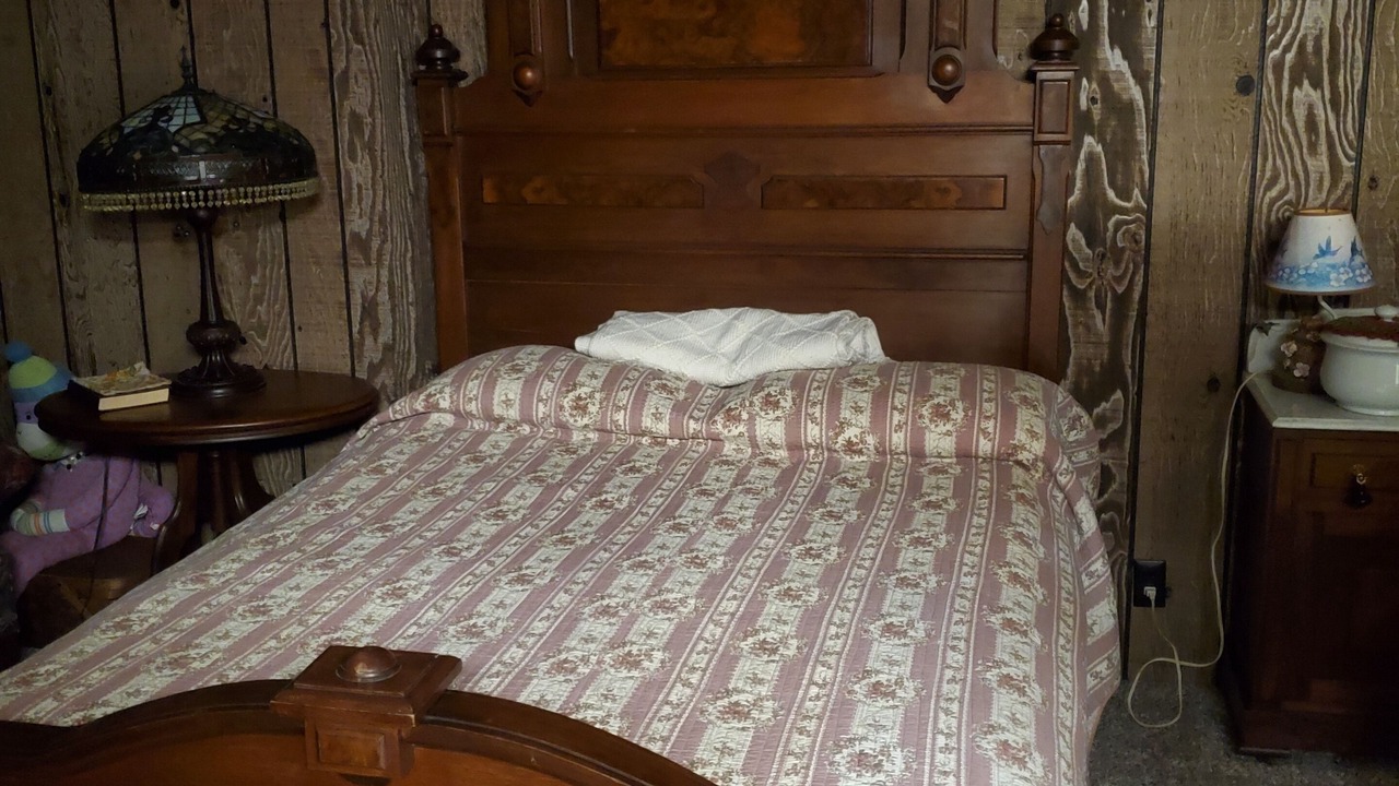 Photo of Bedroom in Lowder