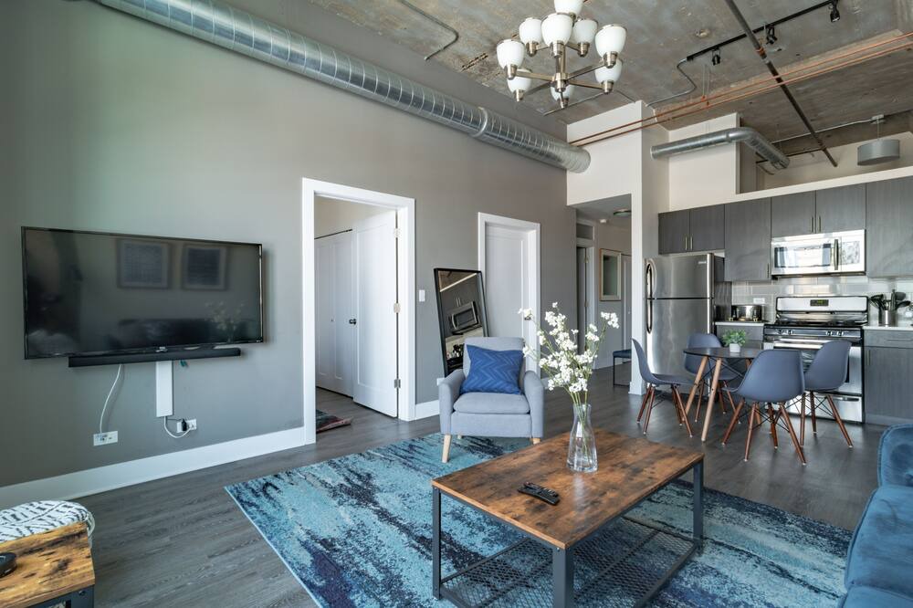 Photo of Livingroom in Near South Side