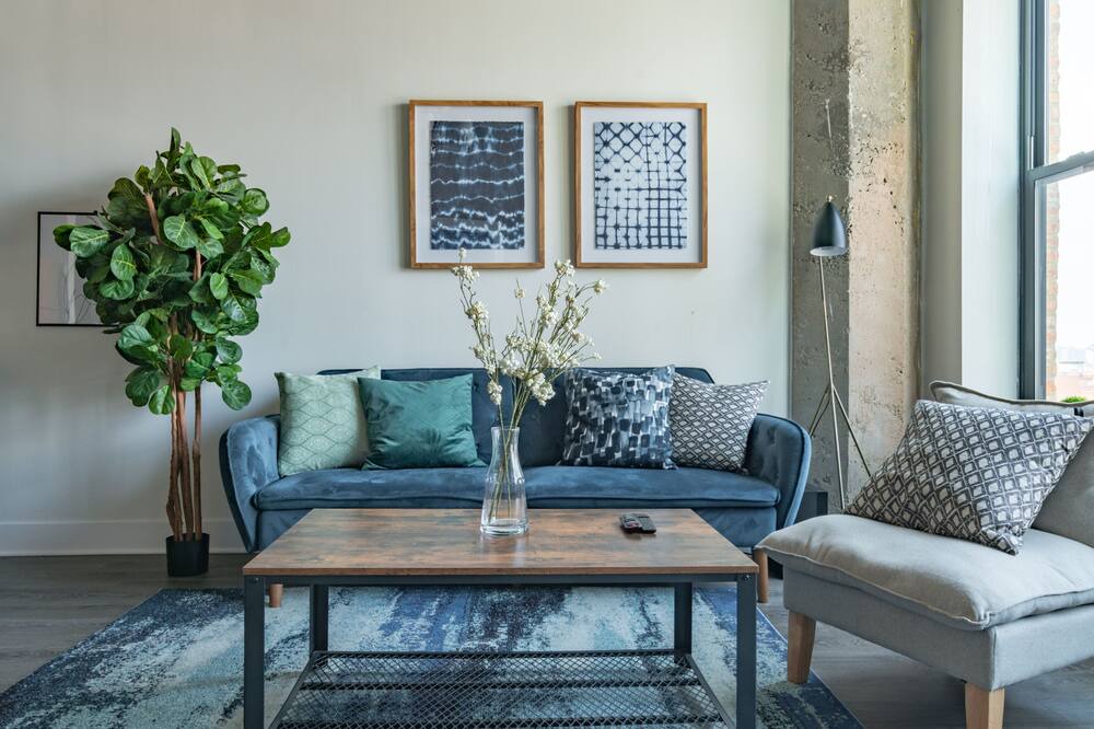 Photo of Livingroom in Near South Side