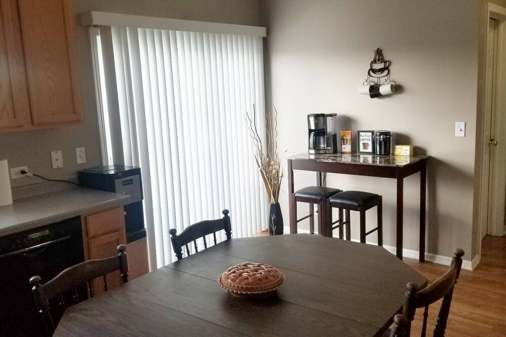 Photo of Kitchen in Gilberts