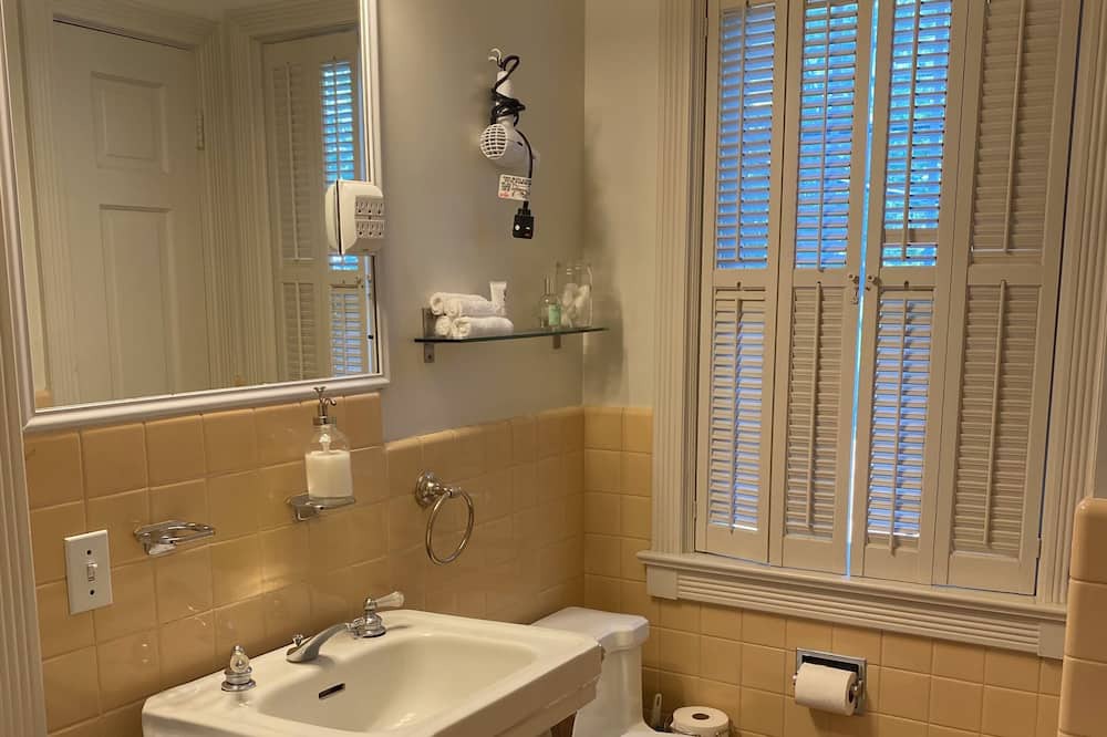 Photo of Bathroom in Evanston