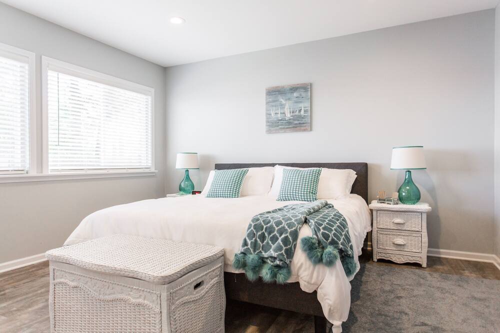 Photo of Bedroom in Fox Lake