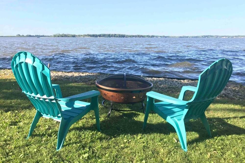 Photo of Others in Fox Lake