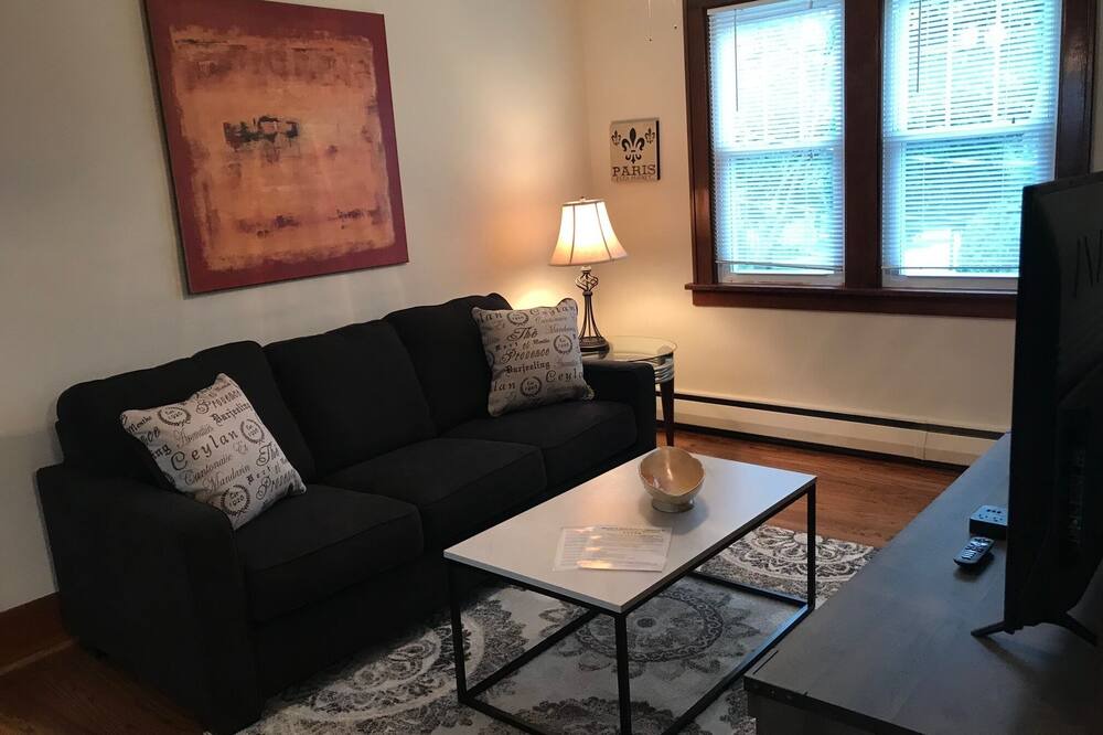 Photo of Livingroom in Libertyville