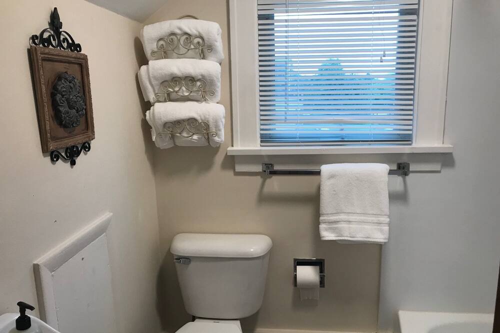 Photo of Bathroom in Libertyville