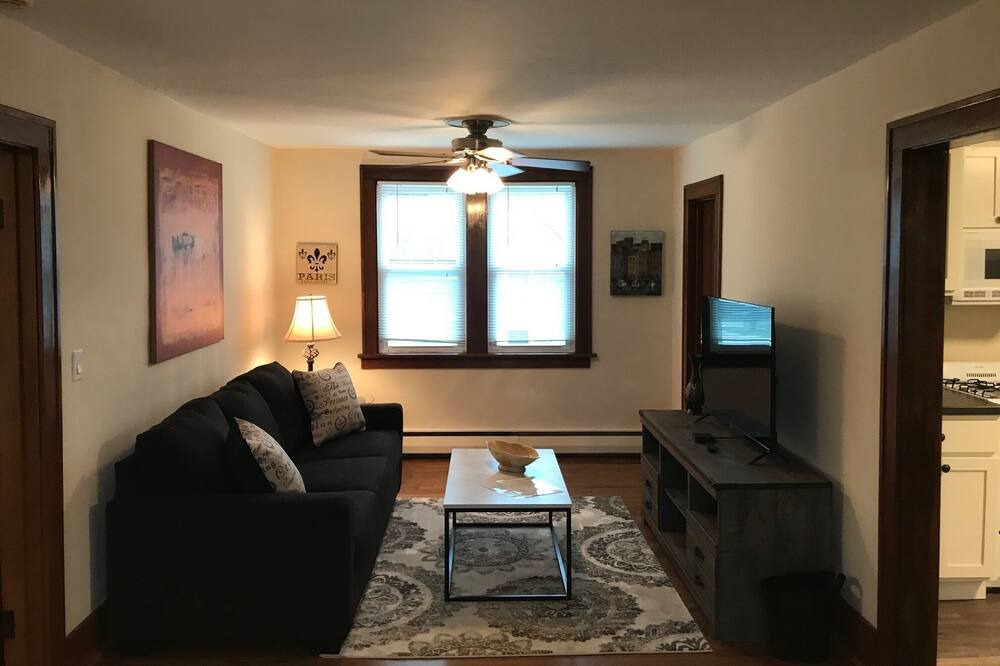 Photo of Livingroom in Libertyville