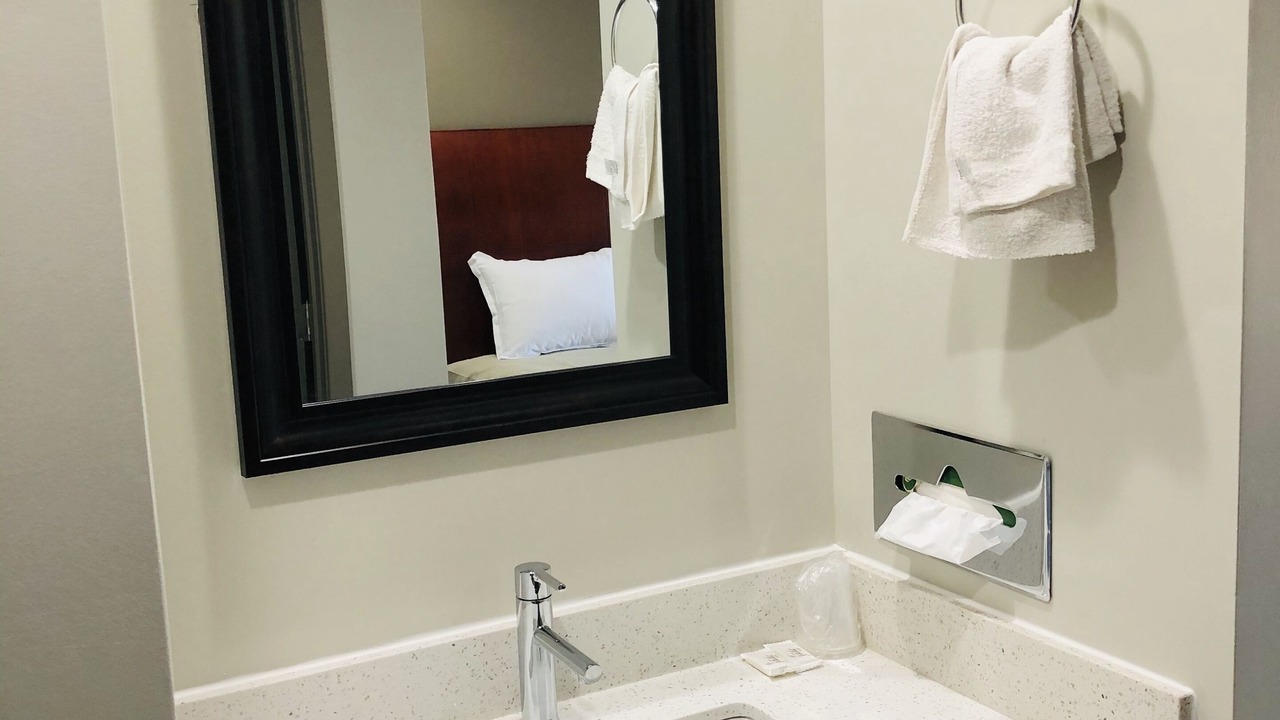Photo of Bathroom in Wood River