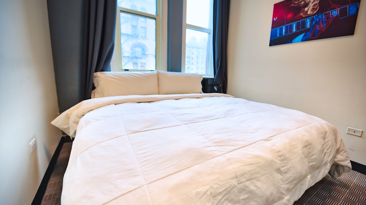Photo of Bedroom in The Loop