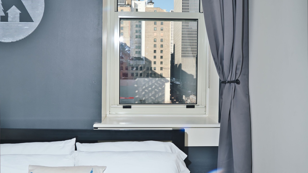 Photo of Bedroom in The Loop