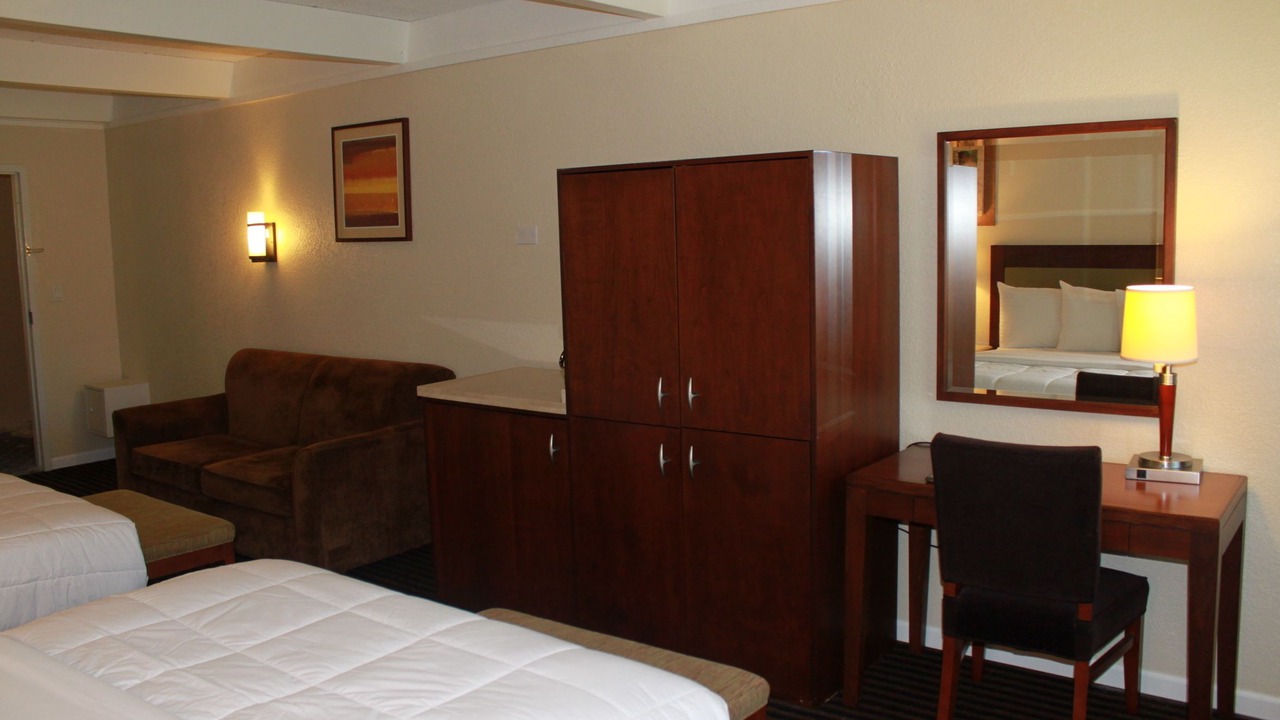 Photo of Bedroom in Elgin