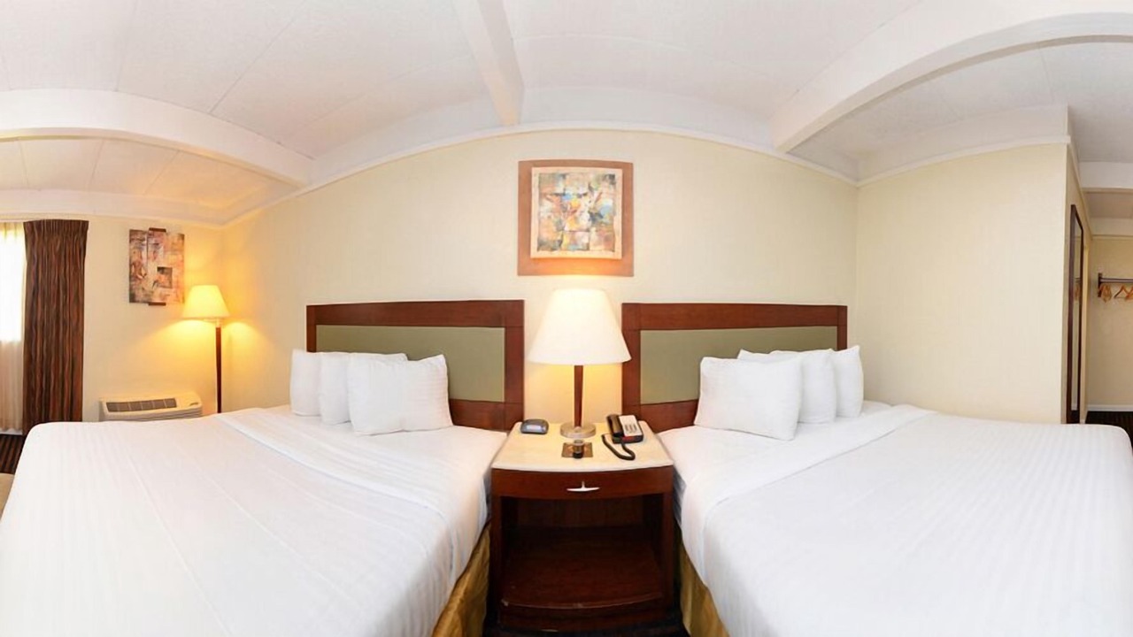 Photo of Bedroom in Elgin