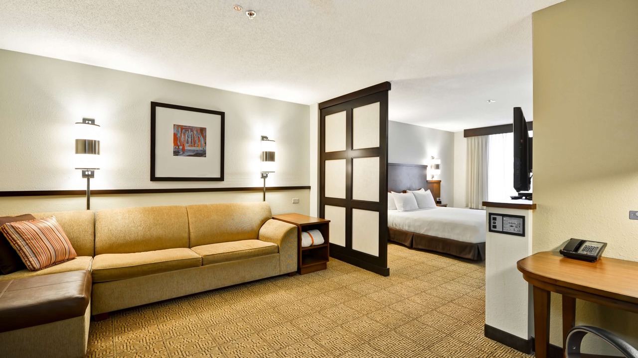 Photo of Bedroom in Warrenville