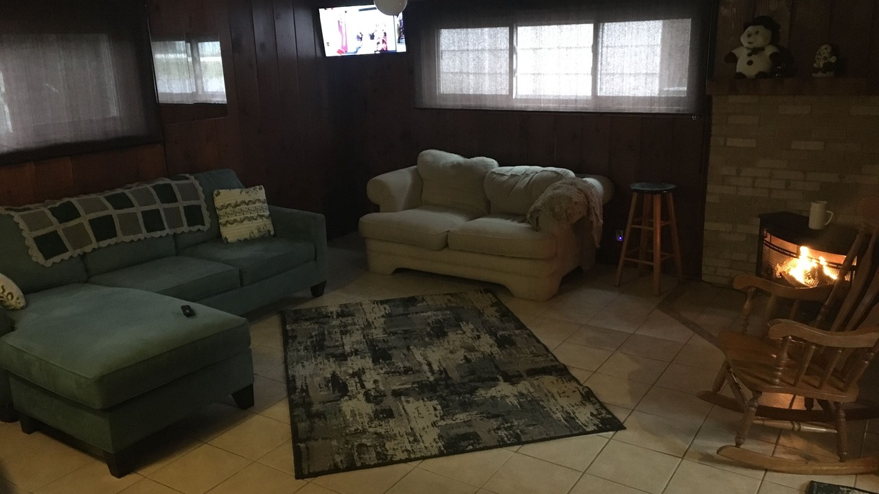Photo of Livingroom in Solon Mills
