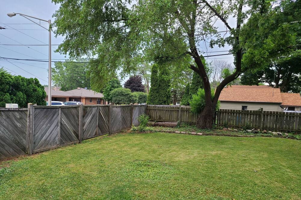 Photo of Outdoor in Addison