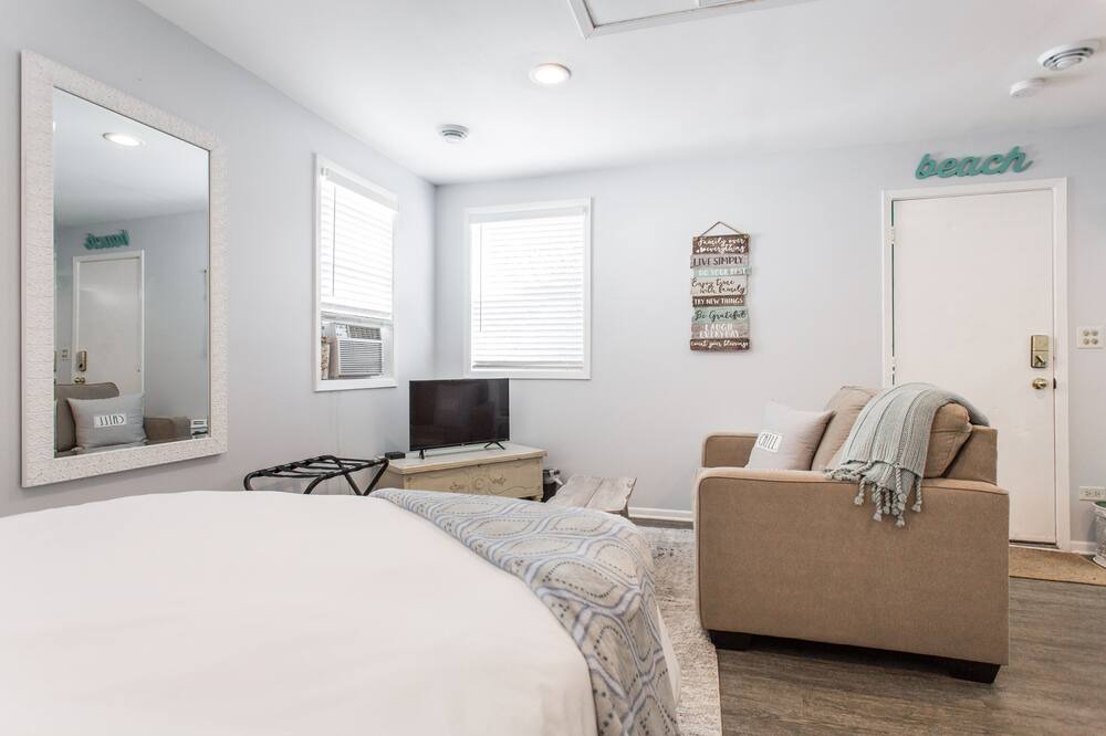 Photo of Bedroom in Fox Lake