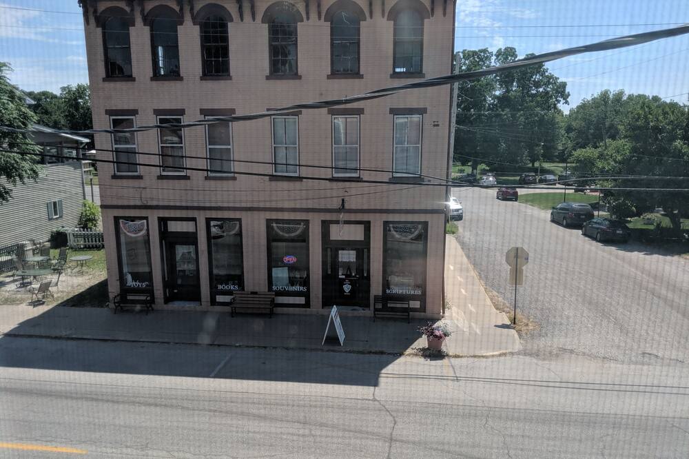 Photo of Others in Nauvoo