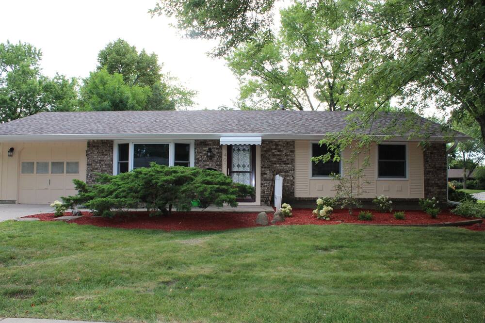 Photo of Outdoor in Schaumburg