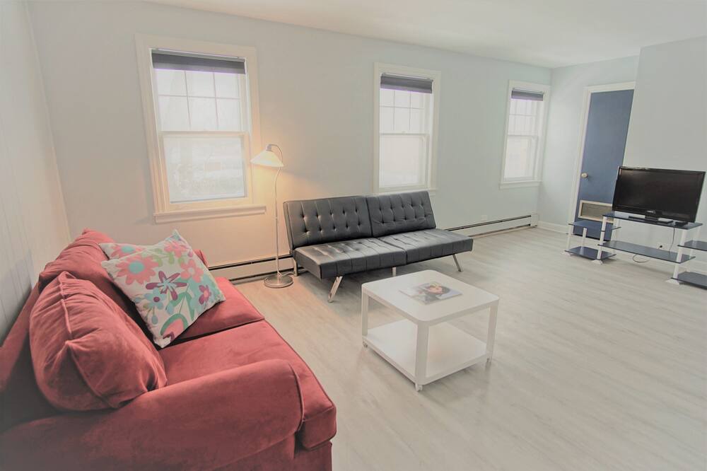Photo of Livingroom in Skokie