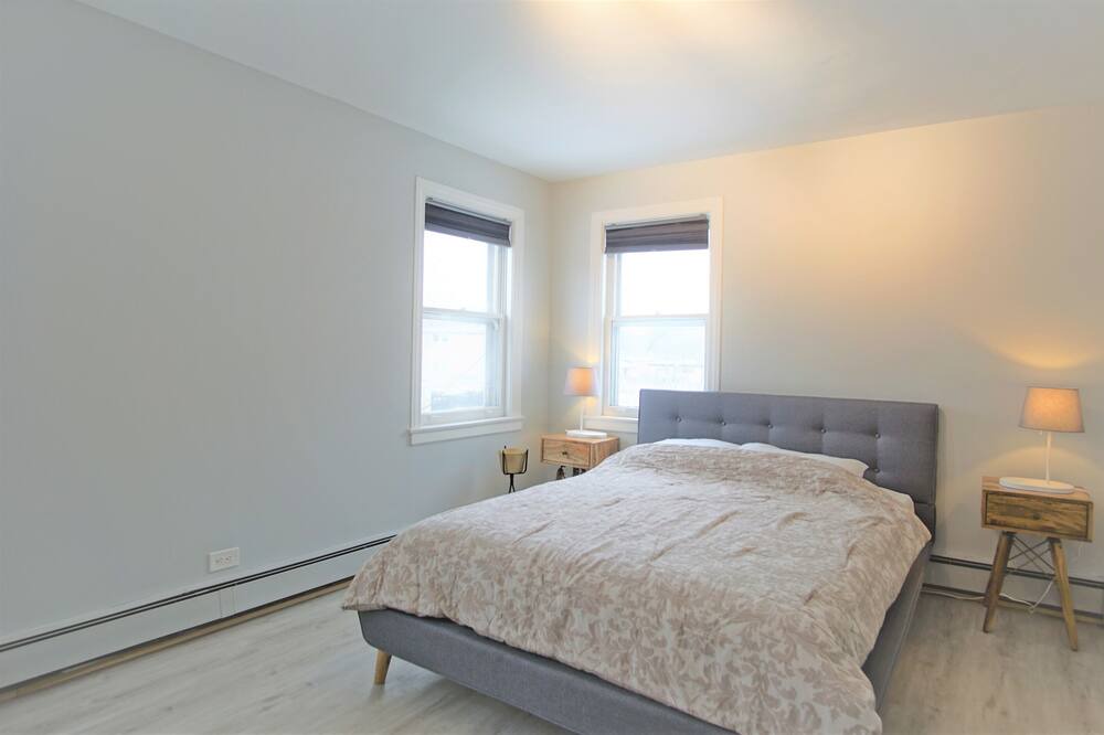 Photo of Bedroom in Skokie