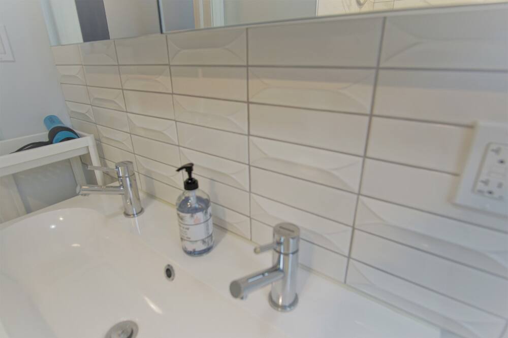 Photo of Bathroom in Skokie