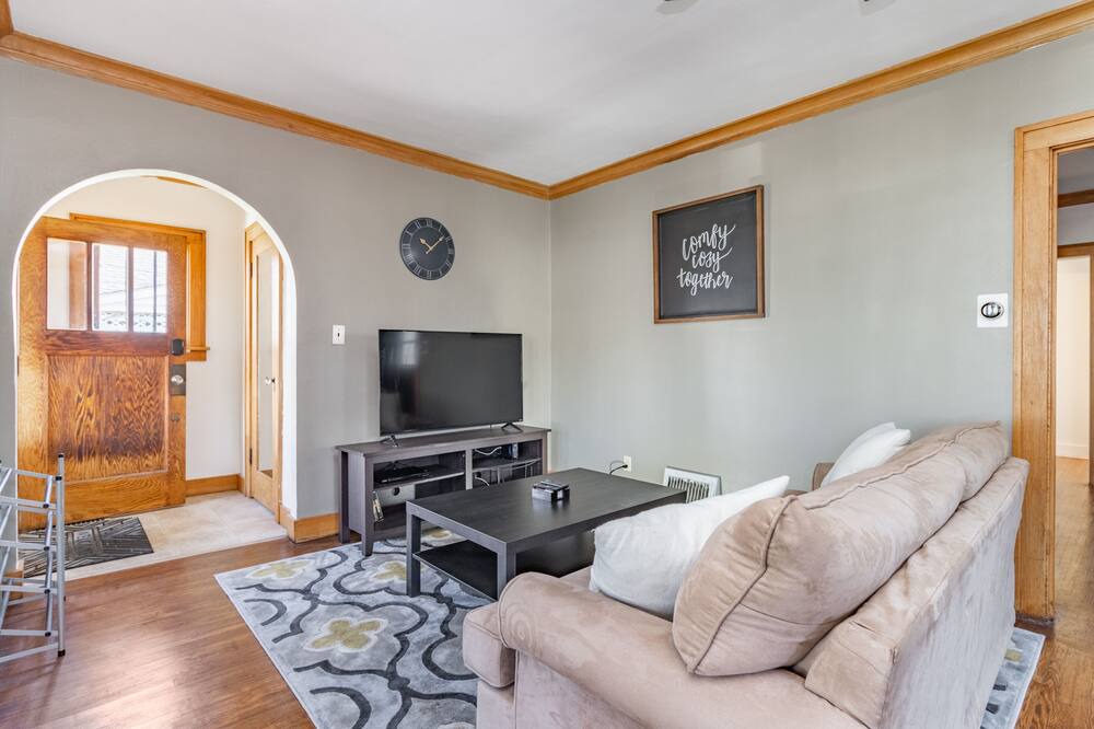 Photo of Livingroom in West Peoria