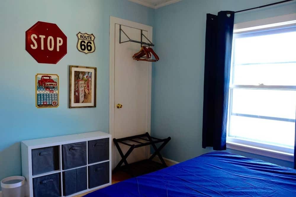 Photo of Bedroom in West Chicago