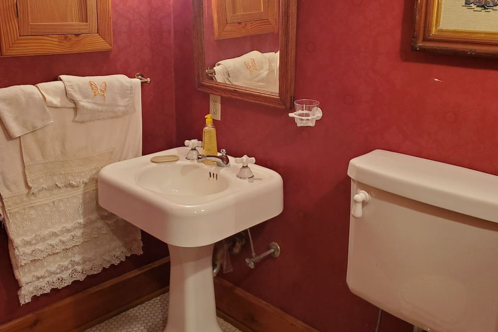 Photo of Bathroom in Springfield