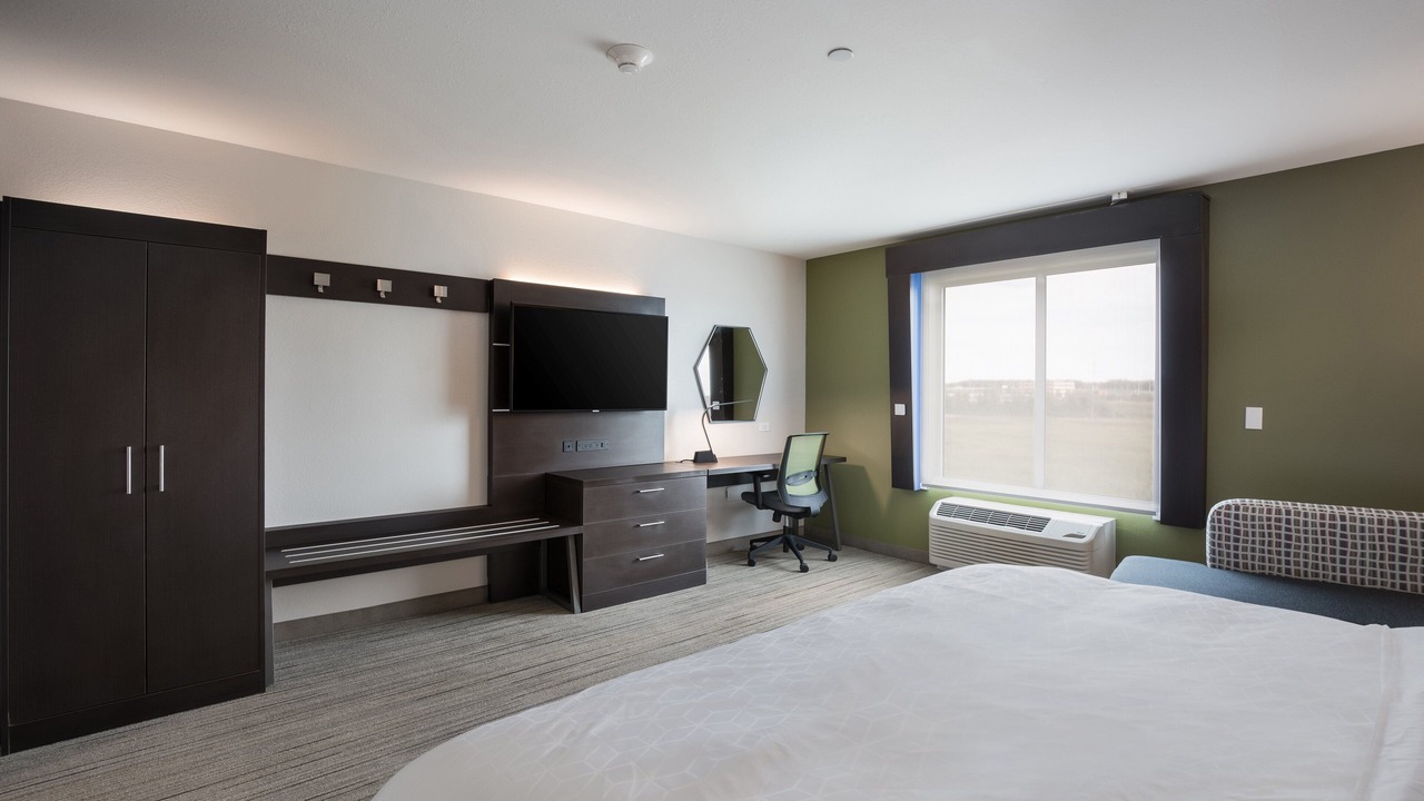 Photo of Bedroom in Hoffman Estates